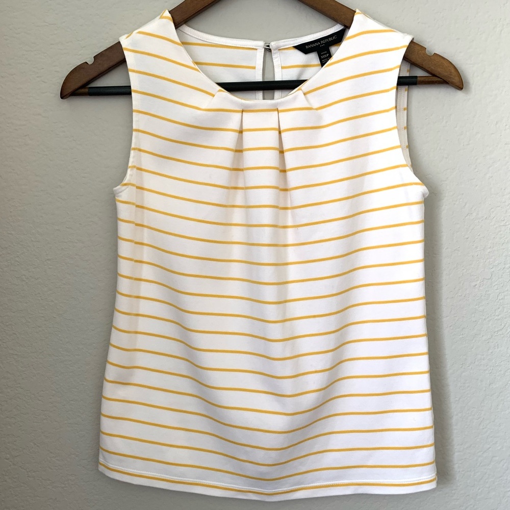 Host Pick!! Banana Republic Tank XXSP